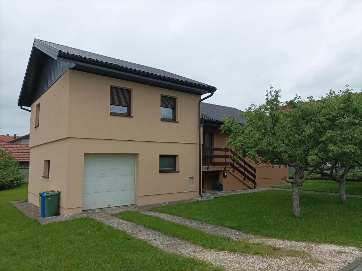 Apartman Gospić Exterior foto