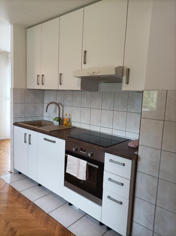Apartman Gospić Exterior foto