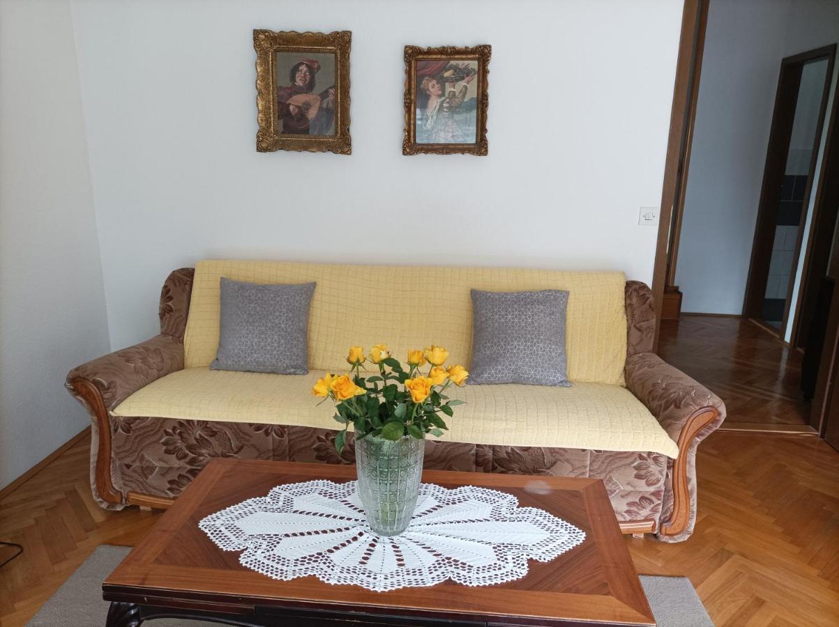 Apartman Gospić Exterior foto