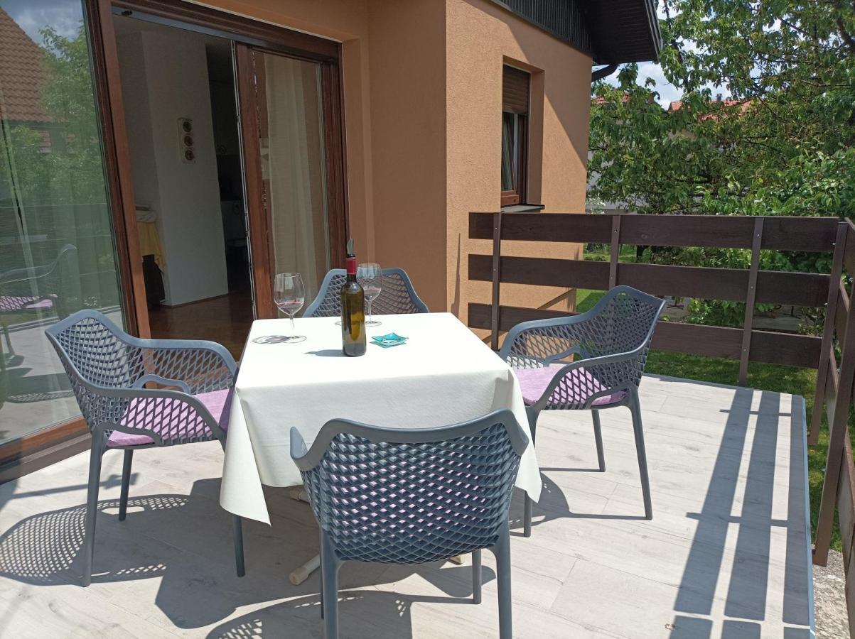Apartman Gospić Exterior foto